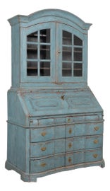 Example of Traditional China and Display Cabinets