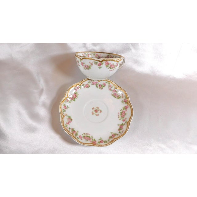 1940s Set of Three Haviland Schleiger 270 Teacups Plus Sauce Bowls # 23850 For Sale In San Francisco - Image 6 of 15