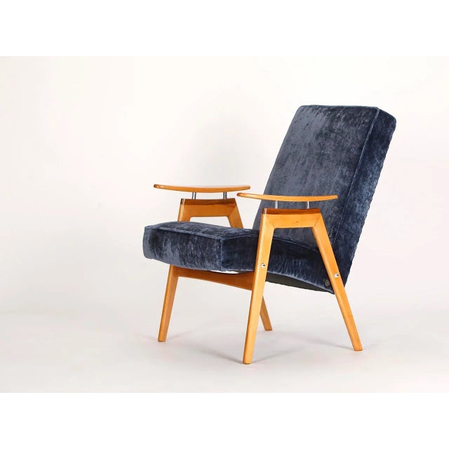 Vintage Lounge Chair by Jaroslav Smidek for Jitona, 1960s For Sale - Image 9 of 9
