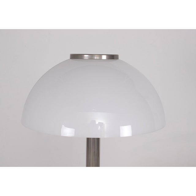 Model Mushroom Table Lamp in Acrylic, 1970s For Sale - Image 3 of 7