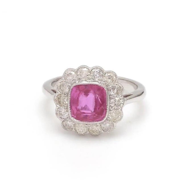 Natural 2.29 cts pink sapphire & 0.81 cts diamond ring in 18k gold For Sale - Image 4 of 18