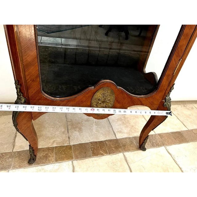 Early 1900s Antique French Curio China Cabinet Vitrine, Lighted, Locking Door Two Shelves For Sale - Image 10 of 10