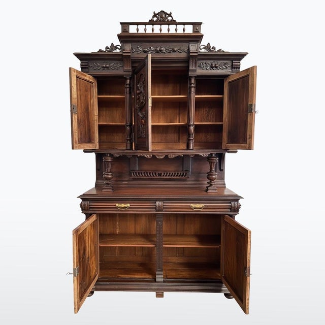 Antique Cupboard in Walnut, 1880s For Sale - Image 3 of 14