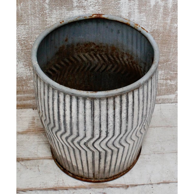 Metal Vintage Galvanised Dolly Tub, 1940 For Sale - Image 7 of 10