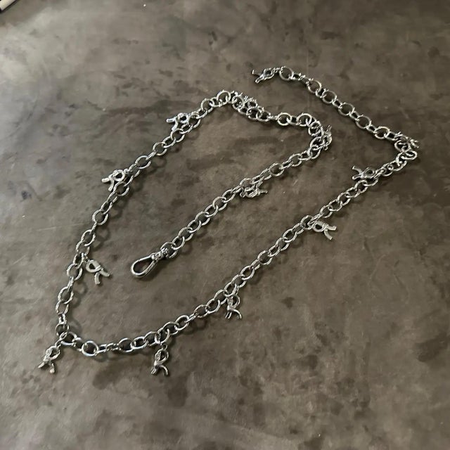 Metal 1990s Iconic Silver Plated Logo Chain Necklace by Roberta Di Camerino For Sale - Image 7 of 15