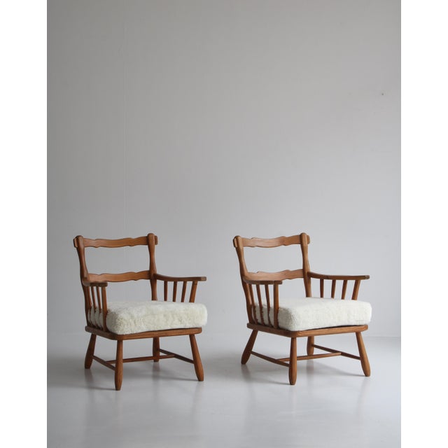 Set of Pinewood & Sheepskin Lounge Chairs, Sweden, 1940s For Sale - Image 6 of 18