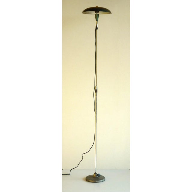 Extendible lamp Iron base Metal shade Excellent condition Perfect working order h max: 195 cm h min: 123 cm diam shade: 30...