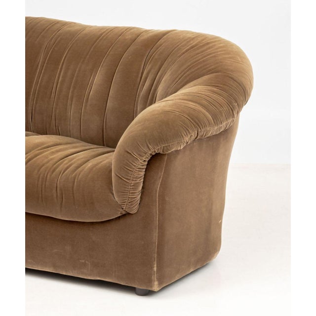 Italian Velvet Upholstered 3-Seat Sofa, 1970 For Sale In New York - Image 6 of 8