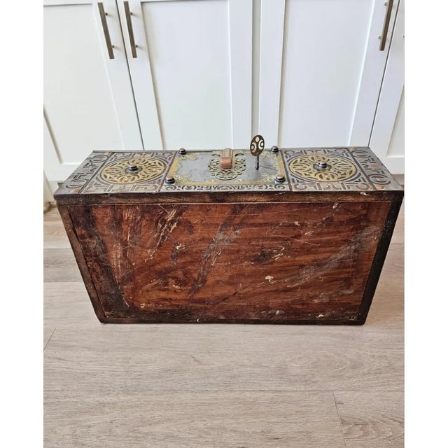 Scarce Antique Tuareg Mauritania Coffer Chest For Sale - Image 12 of 12