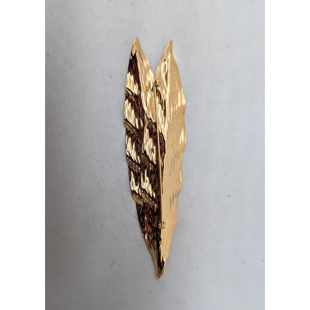 Metal Vintage 1981 Napier Goldtone Frosted Leaves Brooch For Sale - Image 7 of 7