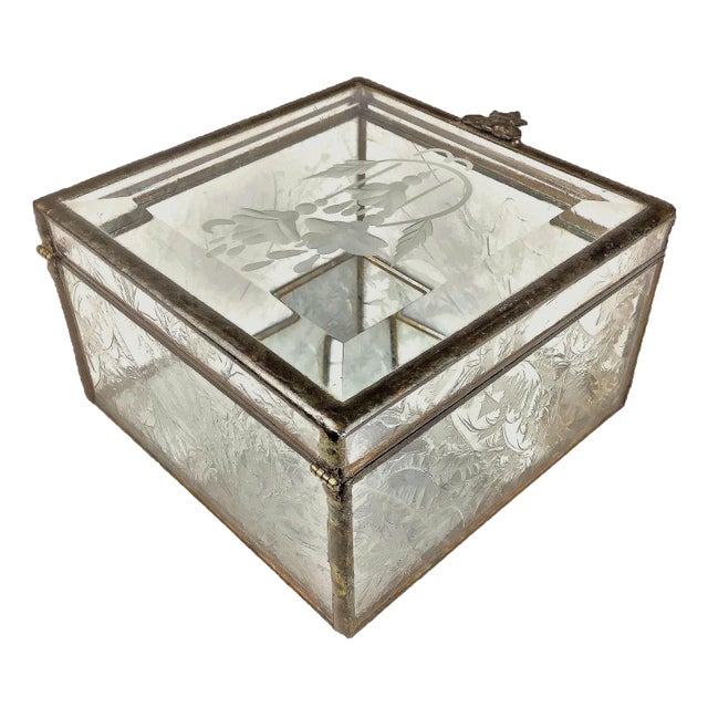 Silver Victorian Etched Glass Jewelry Box For Sale - Image 8 of 10