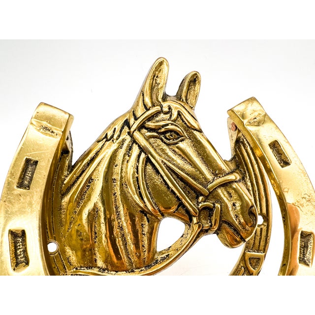 Vintage Brass Horse Head & Horseshoe Door Knocker With Celtic Knot – English Equestrian / Traditional For Sale - Image 9 of 9