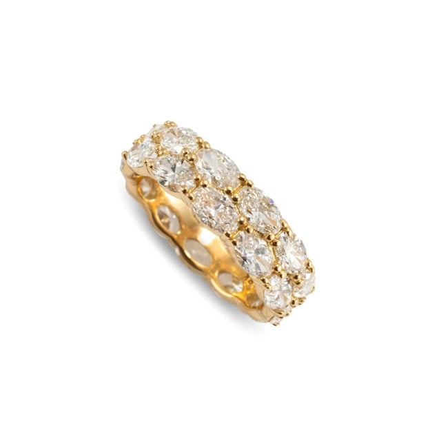 Modern 18k Yellow Gold 4.84ct Oval Lab Diamond North South Double Eternity Band Ring, Size 6.5 For Sale - Image 3 of 8