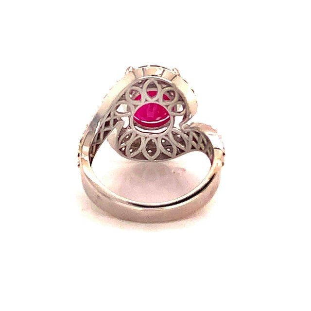 Traditional Natural Ruby Diamond Ring 14k Gold 6.32 TCW GIA Certified For Sale - Image 3 of 13