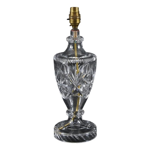 Late 20th Century Vintage English Cut Glass Table Lamp For Sale
