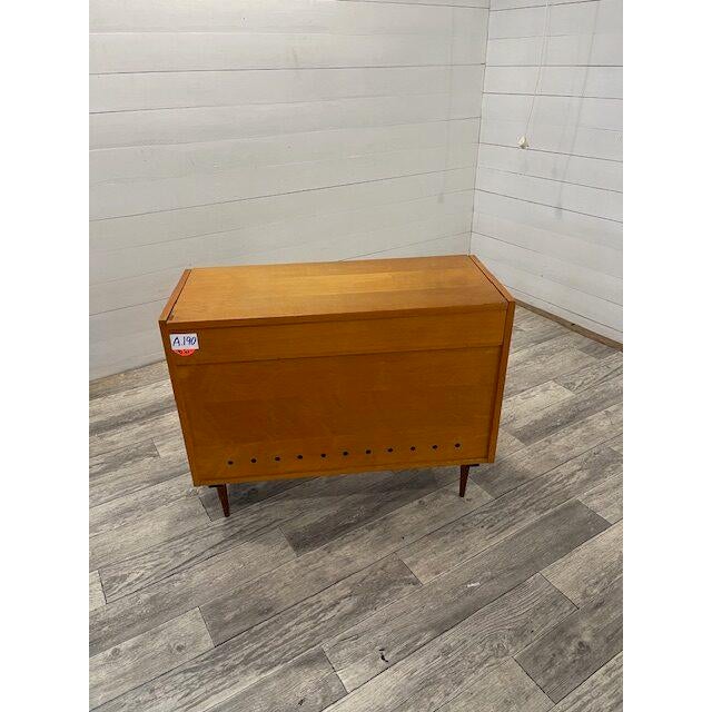 Vintage pillow trunk by u-p zavody [ halabala ], 1970 in superb condition with company sticker dims; h= 76 cm w= 94 cm d=...