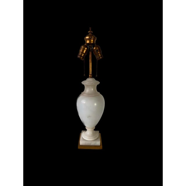 Early 20th Century Neoclassical Polished Alabaster Urn Table Lamp For Sale - Image 12 of 13