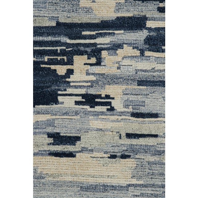 Abstract Rug & Kilim’s Abstract Rug in Blue, Cream and White Geometric Patterns For Sale - Image 3 of 8