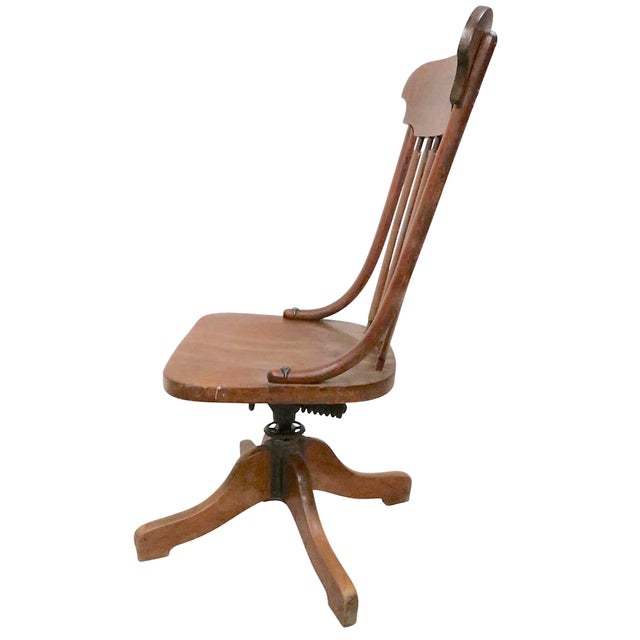 Classic Victorian swivel, tilt desk chair. The chair is in very good, original, ready to use condition, fully functional...
