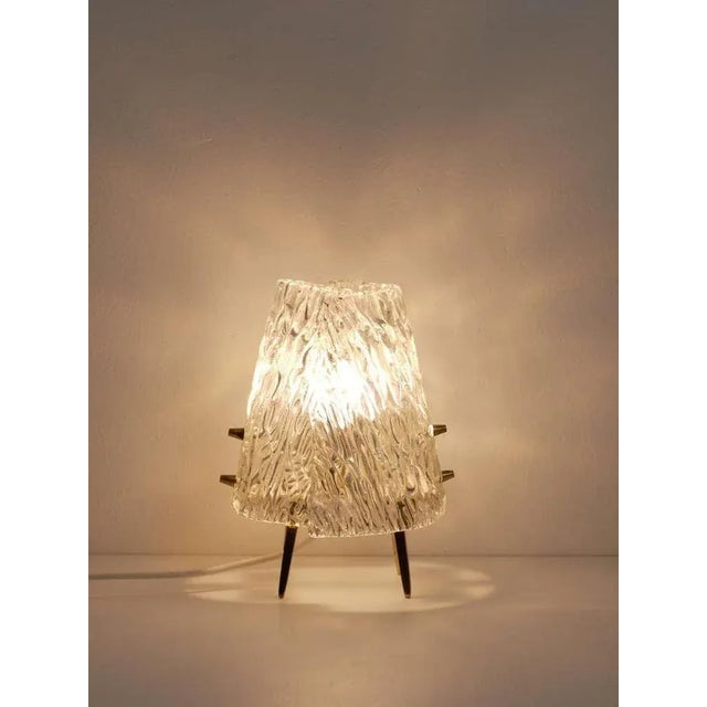 Mid-Century Brass & Textured Glass Table Lamps attributed to J. T. Kalmar for Kalmar, Austria, 1950s, Set of 2 For Sale - Image 10 of 11