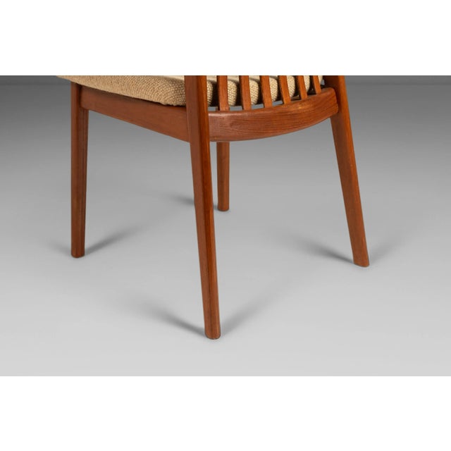 Wood Ergonomic Contoured Dining Chairs by Shou Andersen in Teak Wood and Original Oatmeal Fabric - Set of 4 For Sale - Image 7 of 13