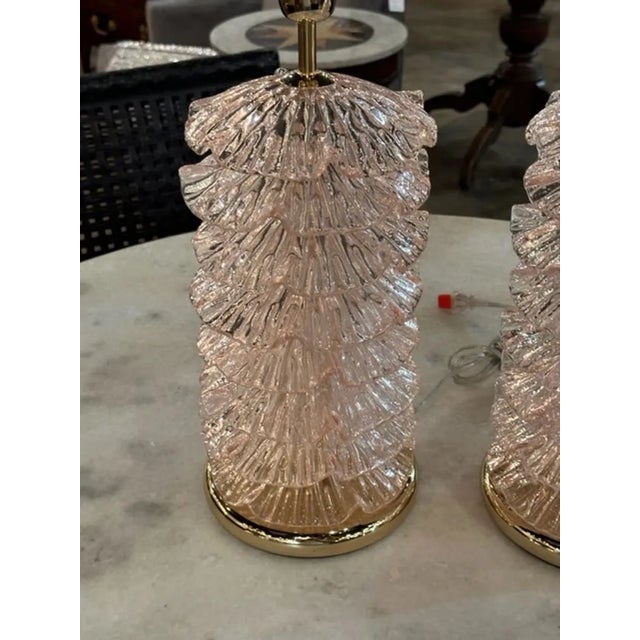 Modern Decorative Pair of Pink Murano Brass "Ruffle" Lamps For Sale - Image 3 of 5