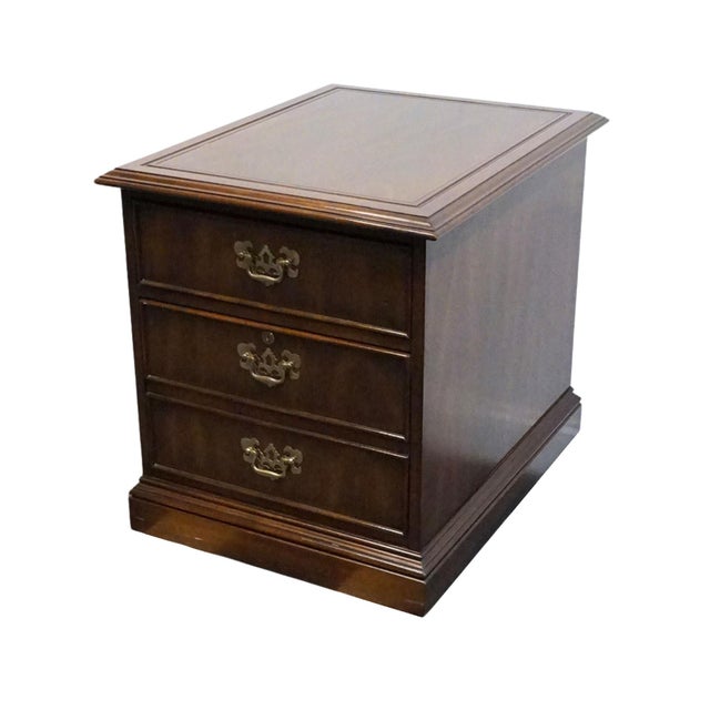SLIGH FURNITURE Solid Mahogany Traditional Style 22" File Cabinet 24.5" High 22" Wide 28" Deep We specialize in high end...