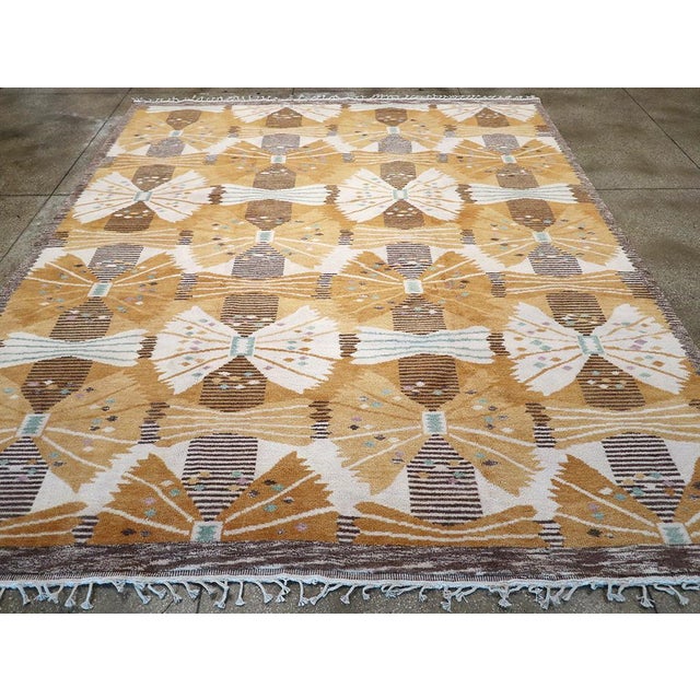 Galerie Shabab Collection Late 20th Century Scandinavian Rya After Park, Gul by Barbro Nilsson For Sale - Image 4 of 10