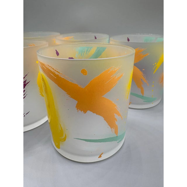 Abstract Vintage 1990s Pastel Frosted Glass Postmodern Paint Splash Rocks Cocktail Glasses- Set of 5 For Sale - Image 3 of 5