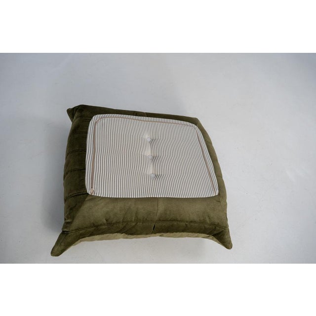 1970s Togo Lounge Chair and Khaki Velvet by Michel Ducaroy for Ligne Roset, 1973, Set of 2 For Sale - Image 5 of 18