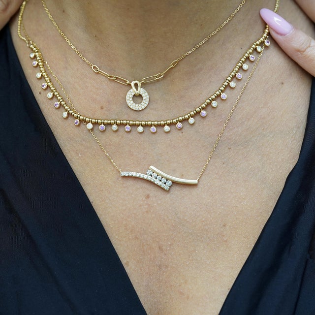 2020s Curved Double Bar 14k Gold Station Necklace 0.25 CTW Round Diamond For Sale - Image 5 of 6