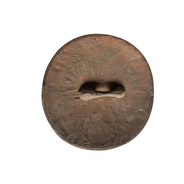 Vintage African Bamileke Tribe Wooden Shield Cameroon 17.25 " D For Sale In New York - Image 6 of 6
