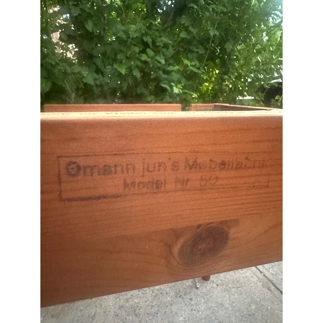 1950s Danish Mid-Century Modern Teak Extension Dining Table by Omann Jun For Sale In New York - Image 6 of 6