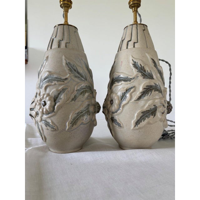 White Glazed Stoneware Lamp Bases with Floral Decoration, 1950s, Set of 2 For Sale - Image 9 of 10