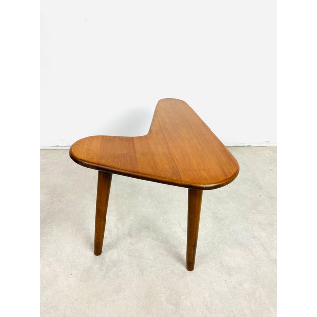 Modern Small Scandinavian Boomerang Table in Teak, Denmark, 1960s For Sale - Image 3 of 11