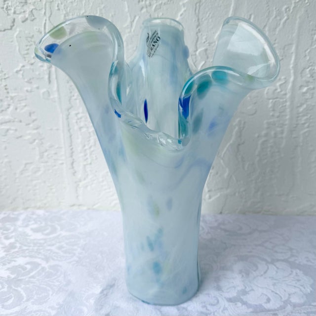 Murano Italian Hand-Blown Art Glass Vase Made in the Murano Tradition For Sale - Image 4 of 6
