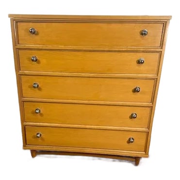 1980s Vintage Mid Century 5 Drawer Light Tone Chest of Drawers For Sale