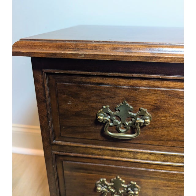 Vintage Pennsylvania House Cherry Night Stand Pair Chippendale Style For Sale - Image 13 of 18