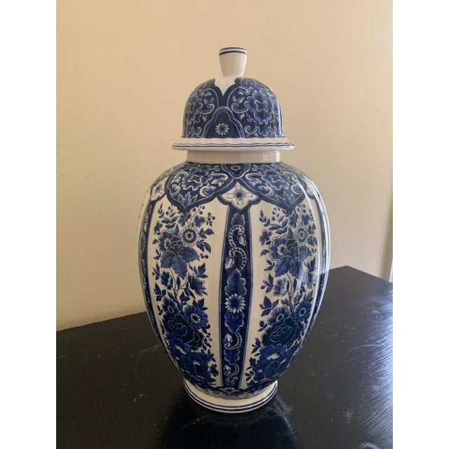 Chinoiserie Ardalt Blue Delfia Blue & White Porcelain Ginger Jar For Sale - Image 3 of 11