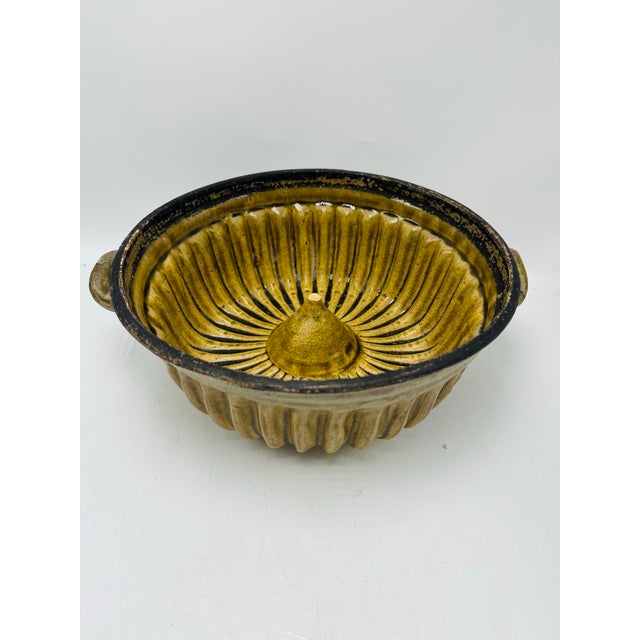 1900 - 1909 Antique Cake Mold For Sale - Image 5 of 9