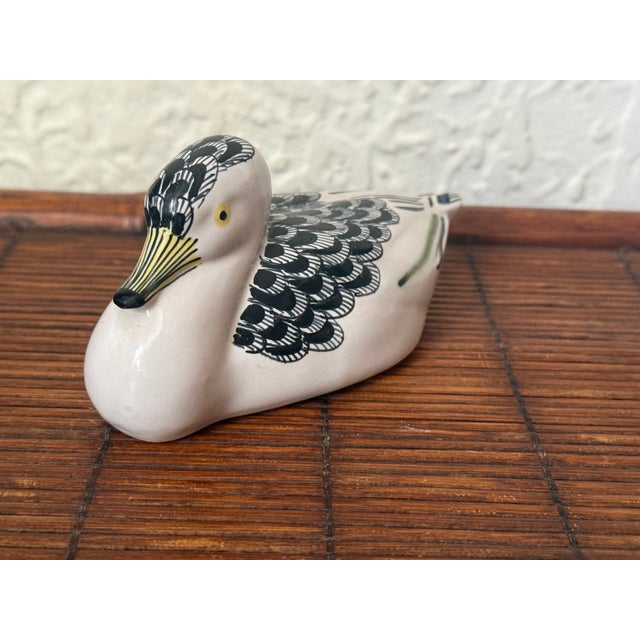 Black 1980s English Rye Pottery Duck For Sale - Image 8 of 9