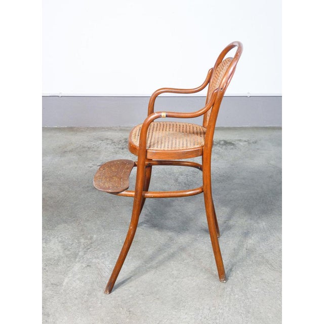 Childrens High Chair in Beech Wood from Thonet For Sale - Image 6 of 12