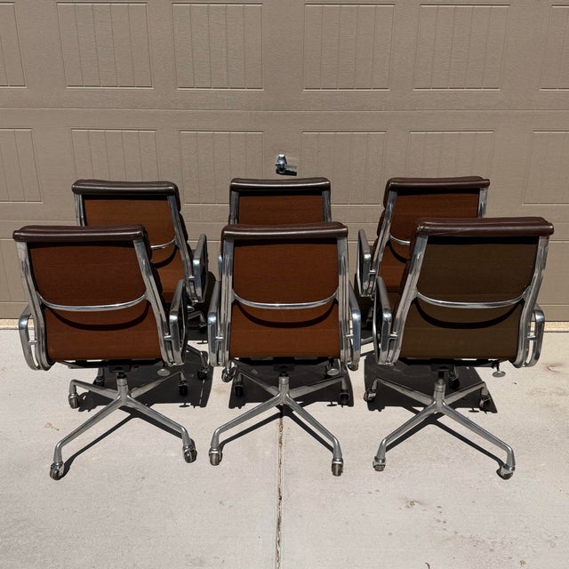 Mid-Century Modern Eames Soft Pad Chairs for Herman Miller Model Ea420l For Sale - Image 3 of 12