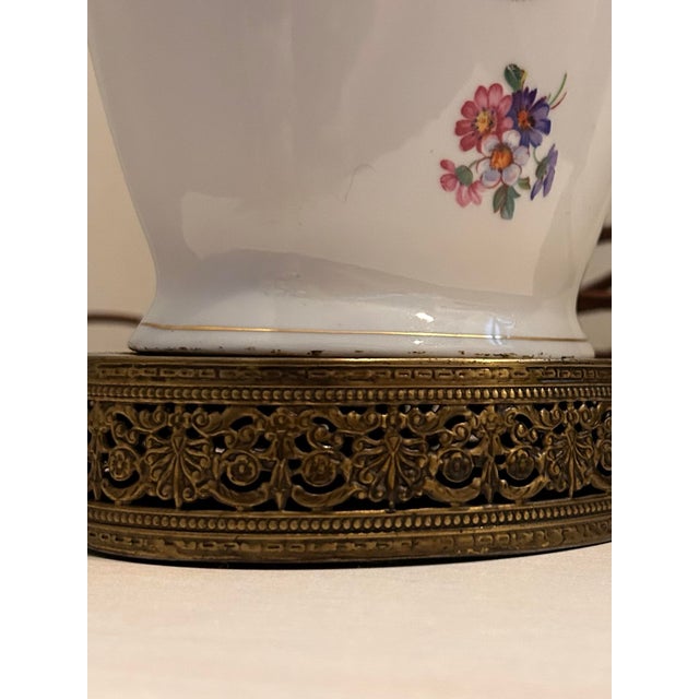 Vintage French Style Porcelain Urn Lamps With Gilt Ormolu Mounts – Neoclassical - a Pair For Sale - Image 9 of 10