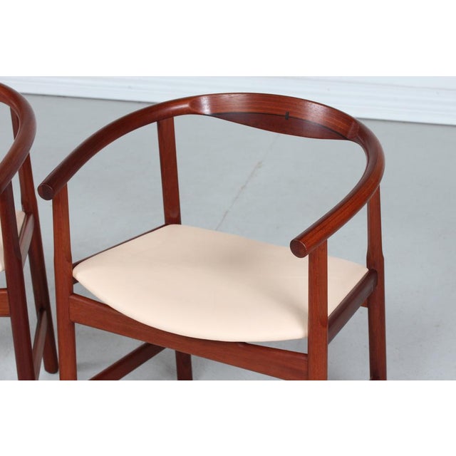 Wood Model PP 203 Armchairs in Mahogany by Hans J. Wegner for PP Møbler, 1970s, Set of 2 For Sale - Image 7 of 8