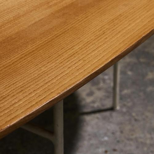 Wood Oval Coffee Table in White Lacquered Forged Steel and Ash Top, Germany For Sale - Image 7 of 10