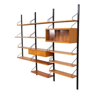 Hanging Royal Wall System from Poul Cadovius, Denmark, 1950s For Sale