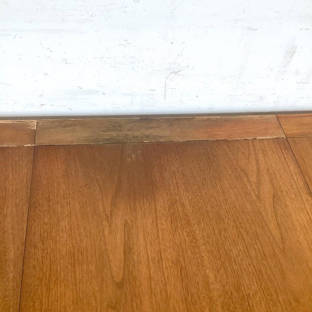 Vintage Tomlinson Mid-Century Extension Dining Table With Two Leaves, Sophisticate Line, 1960s For Sale - Image 16 of 18
