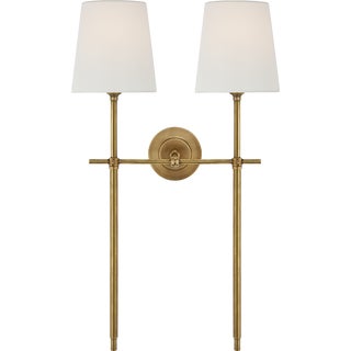 Thomas O'Brien for Visual Comfort Signature Bryant Large Double Tail Sconce in Hand-Rubbed Antique Brass with Linen Shades For Sale