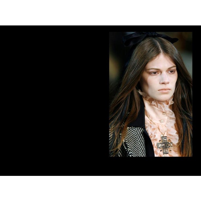 2006 CHANEL Brooch Pendant Fall Maltese Cross CC Double C Logo Goossens Strass Crystal Enamel For Sale - Image 9 of 9